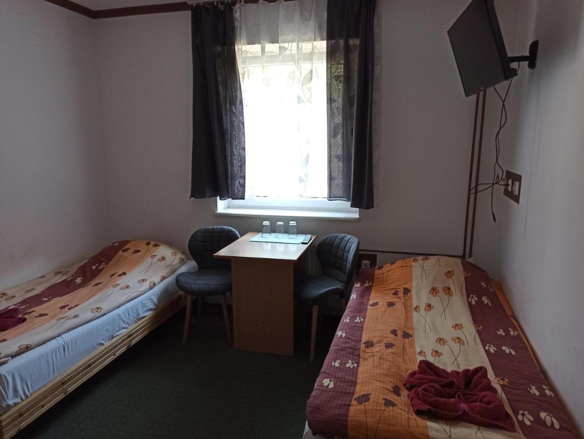 Gosciniec Silver Torun Exterior foto